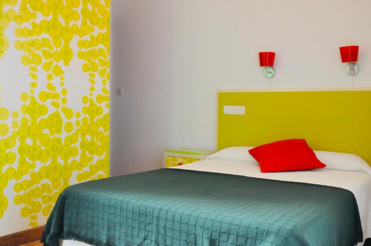 Balenax Pension Gijon Exterior photo